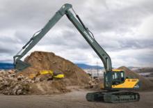Escavatori cingolati Hyundai R245LR SMART PLUS