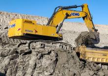 Escavatori cingolati XCMG XE950DA