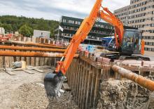 Escavatori cingolati Hitachi ZX350LC-6 TYPE HE18LD