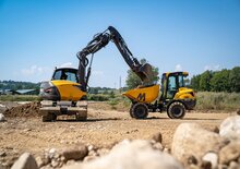 Escavatori gommati Mecalac 15MWR