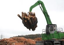 Movimentatori di materiali Sennebogen 735M E