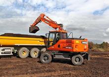Escavatori gommati Doosan DX160W-3