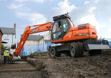 Escavatori gommati Doosan DX170W