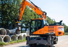 Escavatori gommati Develon DX140W-7 