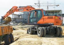 Escavatori gommati Doosan DX160W