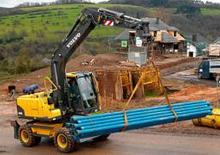 Escavatori gommati Volvo EW140C