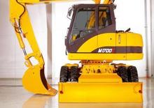 Escavatori gommati Hydrema M 1700 C