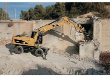 Escavatori gommati Caterpillar M322D MH