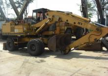 Escavatori gommati Eder M 815