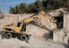 Escavatori gommati Caterpillar M322D