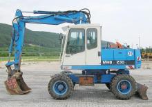 Escavatori gommati Fuchs MHB 230