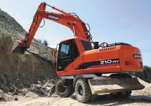 Escavatori gommati Doosan Solar 210 W-V