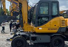 Escavatori gommati XCMG XE60WD