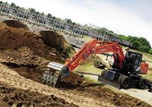 Escavatori cingolati Hitachi ZX220W-5B