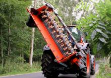Falciatrici a dischi disco con condizionatore Kubota DMC6028R