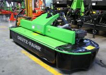 Falciatrici a dischi portate disco con condizionatore DEUTZ-FAHR DiscMaster 932 R