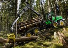 Forwarder John Deere 1210 G