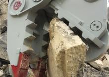 Frantumatori idraulici per calcestruzzo Demarec DSP-60
