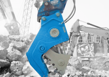 Frantumatori idraulici per calcestruzzo Okada OSC450V 