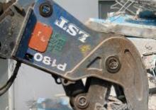 Frantumatori idraulici per calcestruzzo LST P 180