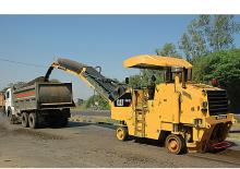 Frese stradali gommate/cingolate Caterpillar PM102