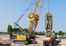 Gru cingolate - braccio a traliccio Liebherr HS 8130.1
