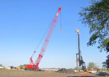 Gru cingolate - braccio a traliccio Manitowoc 12000-1