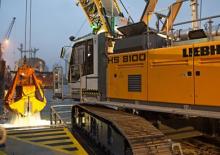 Gru cingolate - braccio a traliccio Liebherr HS 8100
