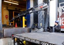 Gru per autocarro elettriche Hiab 033 T-2 ELT B.Pack 113
