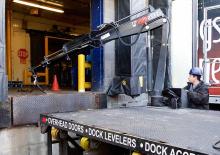 Gru per autocarro elettriche Hiab 033 T-3 PTO