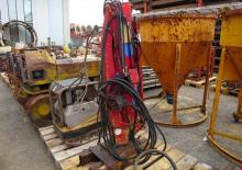 Gru per autocarro idrauliche HMF 252 T 2