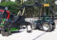 Gru per autocarro per legname Moheda M 75