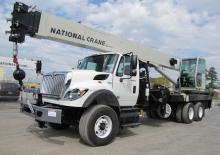 Gru telesc. montata su camion National Crane 1400A
