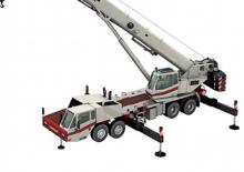 Gru telesc. montata su camion Link-Belt HTC-8690