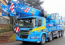 Gru telesc. montata su camion Marchetti MTK 60