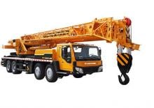 Gru telesc. montata su camion Sinoway SWTC70H