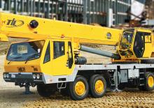 Gru telesc. montata su camion Til TMS 845