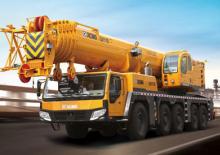 Gru fuoristrada XCMG QAY180