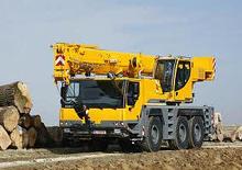 Gru fuoristrada Liebherr LTM 1050-3.1 