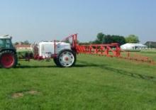 Irroratrice con barra su rimorchio Schmotzer ASP SK 20