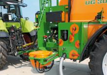 Irroratrice con barra su rimorchio Amazone UG 3000 Super (24) 