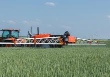 Irroratrice con barra su rimorchio Kubota XTS3-2.600l