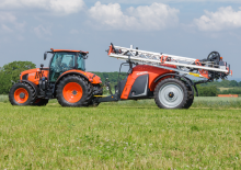 Irroratrice con barra su rimorchio Kubota XTS3-3.200l iXflow-E