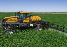 Irroratrici con barra aeree semoventi Valtra BS2517H