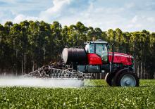 Irroratrici con barra aeree semoventi Massey Ferguson MF 535R