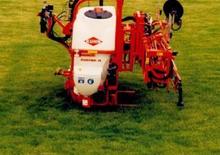 Irroratrice con barra montabile Kuhn Porter M 1200