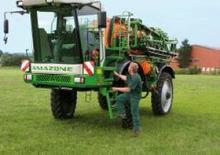 Irroratrici con barra aeree semoventi Amazone SX 4000