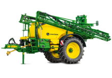 Irroratrice con barra su rimorchio John Deere M 732 i
