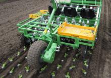 Macchine per piantare Basrijs Soil-block planter self-propelled 5 rows