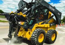Martelli demolitori idraulici John Deere Construction HH80C